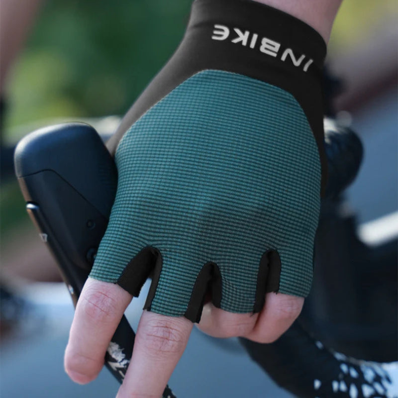 Breathable summer cycling gloves with reflective detail and pull tabs