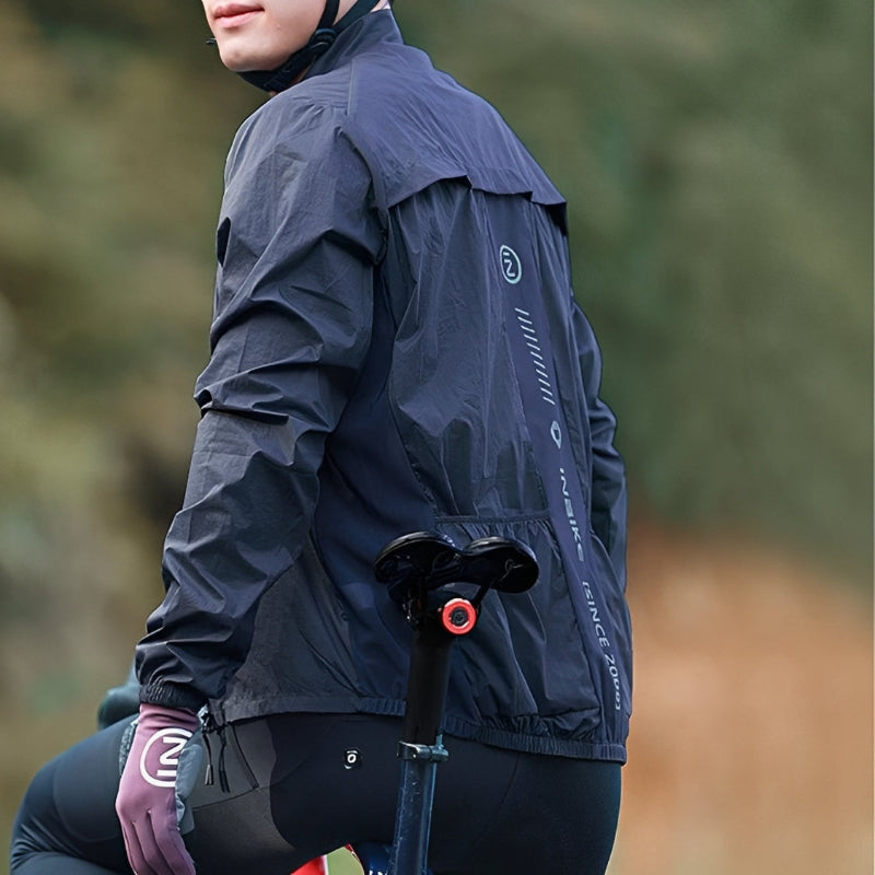 Back view of cycling windbreaker showing reflective strip and pocket details